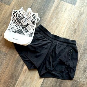 Lululemon Black Tracker V shorts, sz 10
